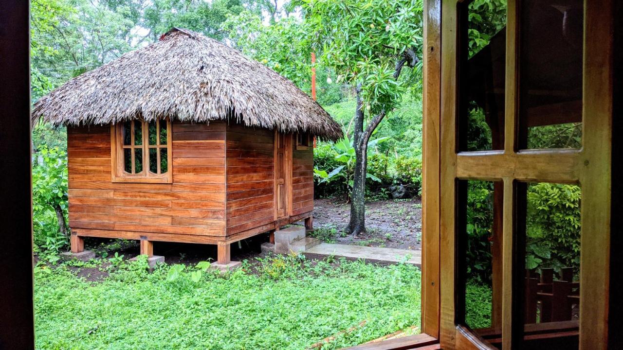Wood Cabin - Cabana Maderas Balgue المظهر الخارجي الصورة