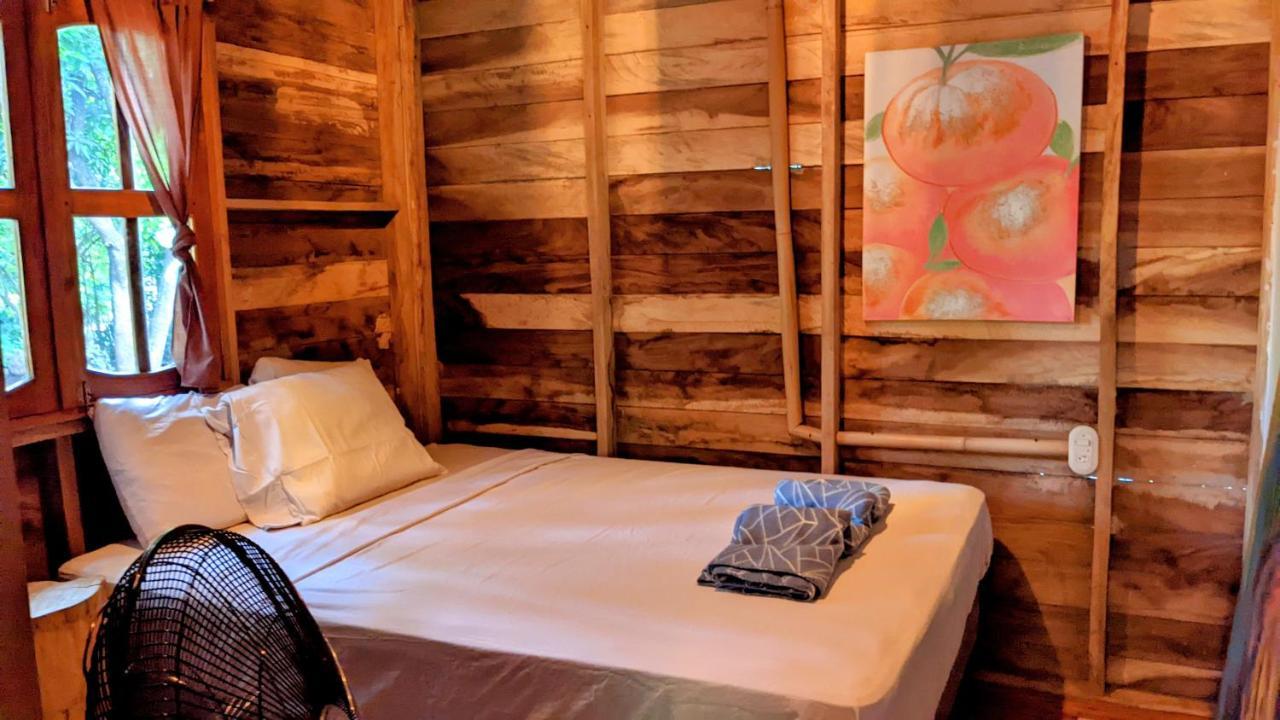 Wood Cabin - Cabana Maderas Balgue المظهر الخارجي الصورة
